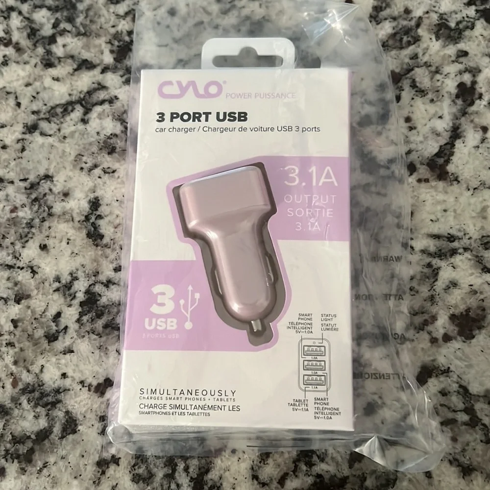 BNIB Tech bundle - Tech Candy charging cord ID tags and Cylo three port USB hub